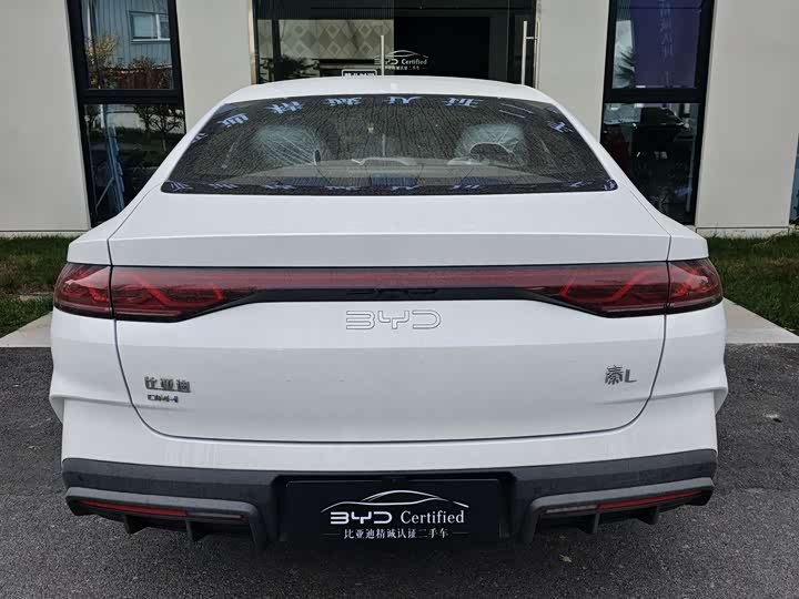 Фото 13 - BYD Qin L