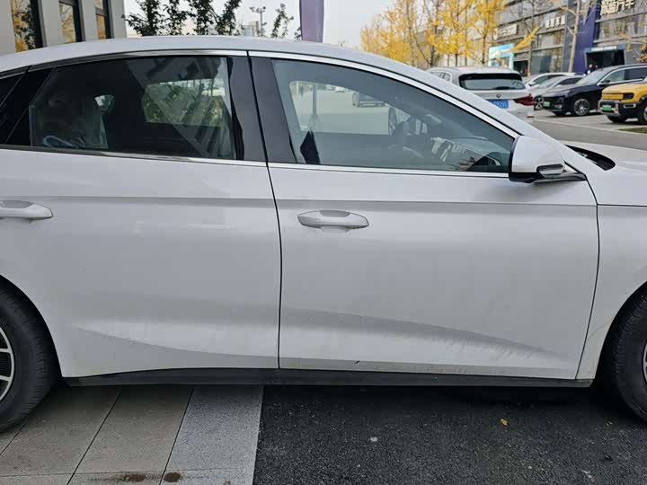 Фото 25 - BYD Qin L