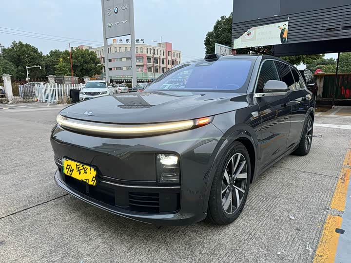 Фото 1 - LiXiang L7