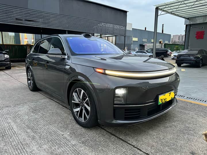 Фото 2 - LiXiang L7