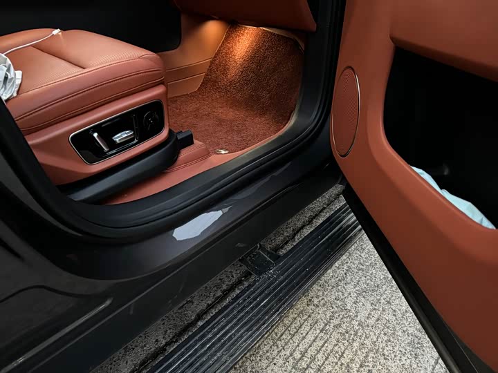 Фото 8 - LiXiang L7