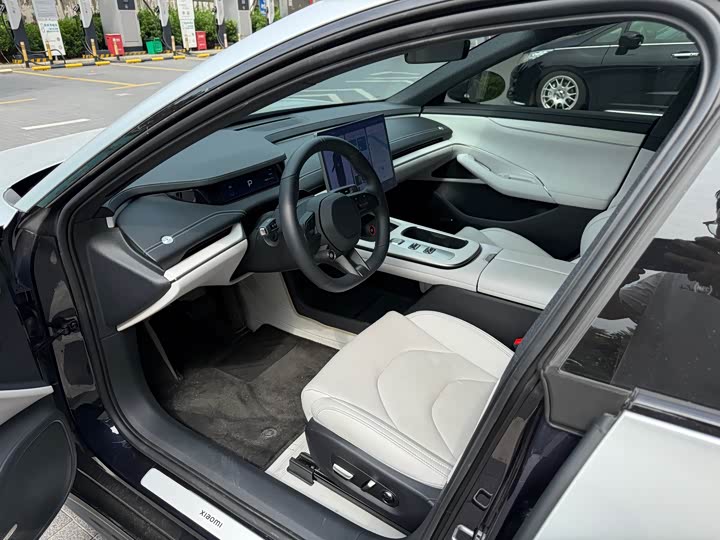 Фото 11 - Xiaomi SU7