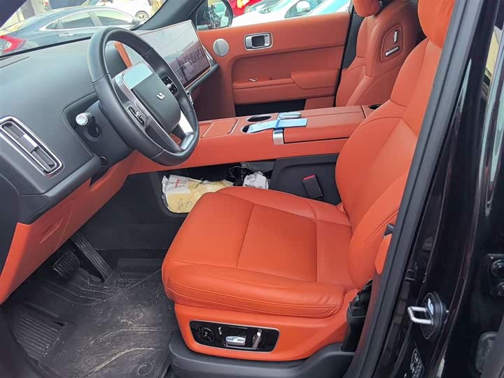 Фото 15 - LiXiang L8