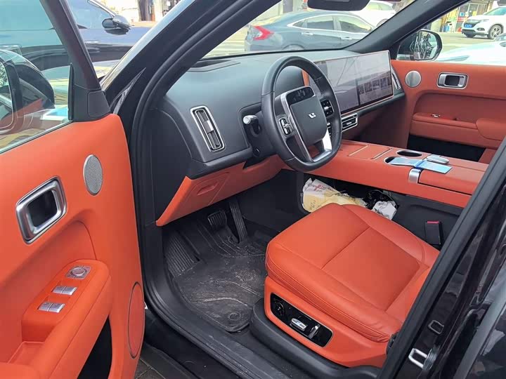 Фото 16 - LiXiang L8