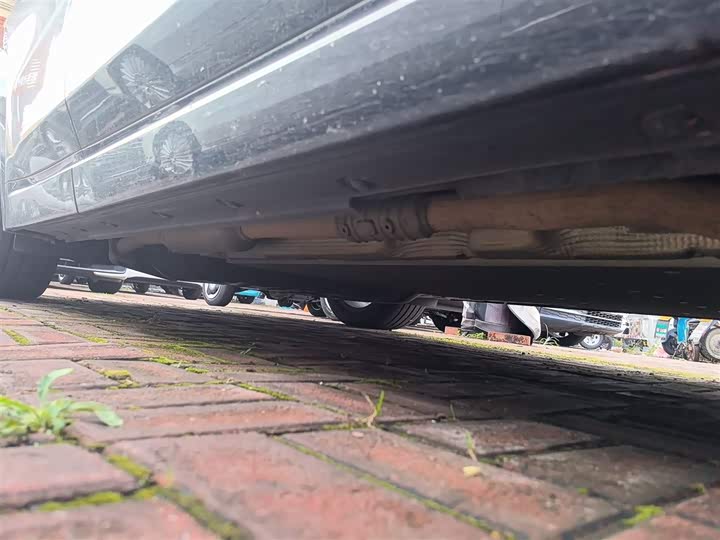 Фото 21 - LiXiang L8