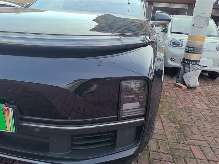 Фото 24 - LiXiang L8