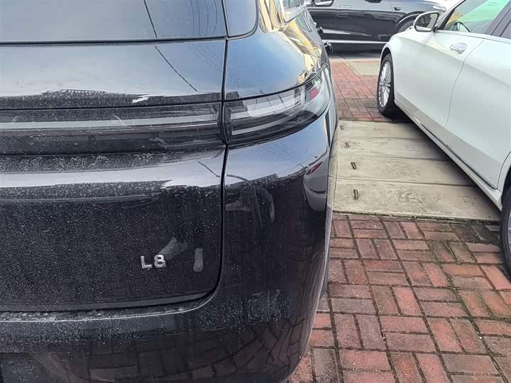 Фото 8 - LiXiang L8