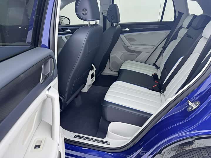 Фото 17 - Volkswagen Tayron GTE Hybrid