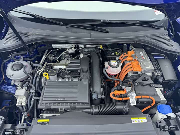 Фото 22 - Volkswagen Tayron GTE Hybrid