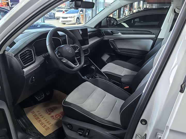 Фото 7 - Volkswagen Tayron X