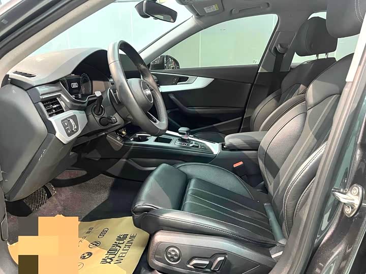 Фото 4 - Audi A4L