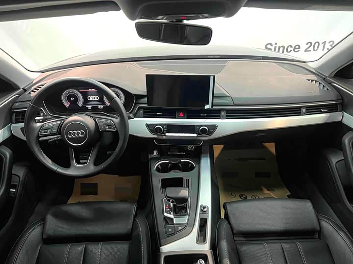 Фото 5 - Audi A4L