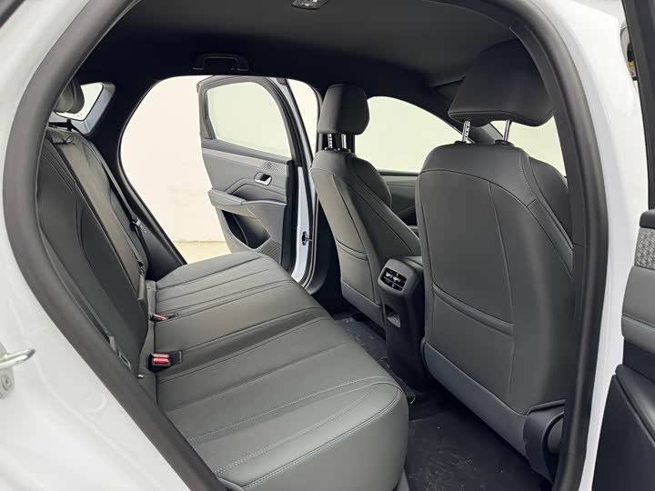 Фото 9 - BYD Qin Plus