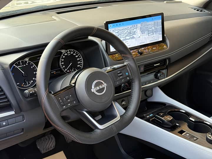 Фото 13 - Nissan X-Trail