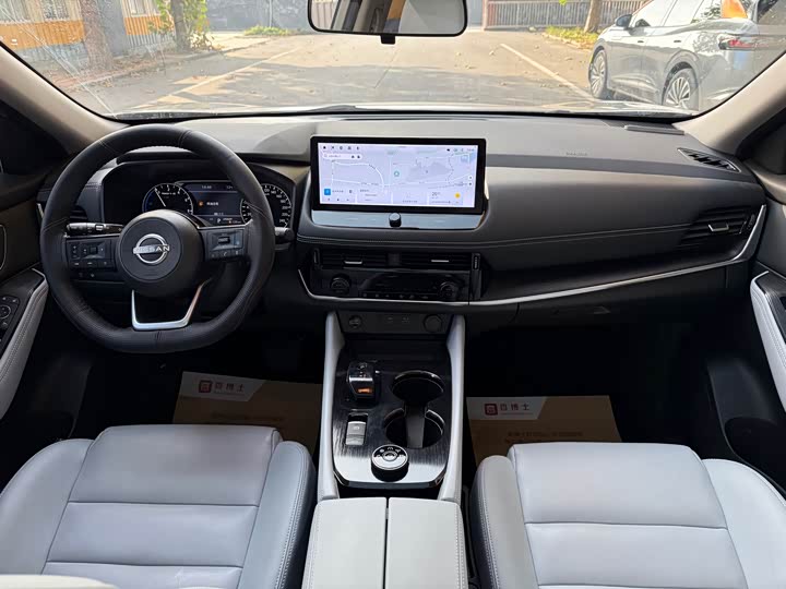 Фото 21 - Nissan X-Trail