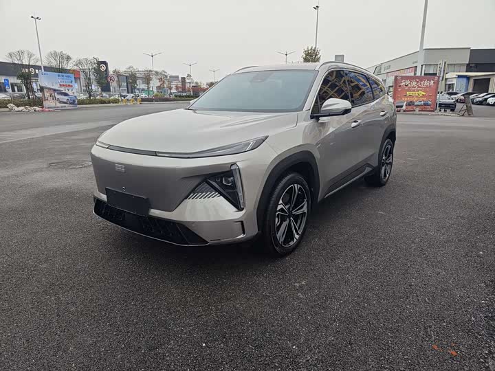 Фото 1 - Geely Galaxy L7