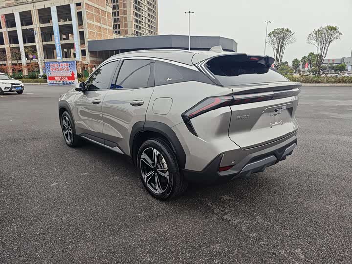 Фото 6 - Geely Galaxy L7