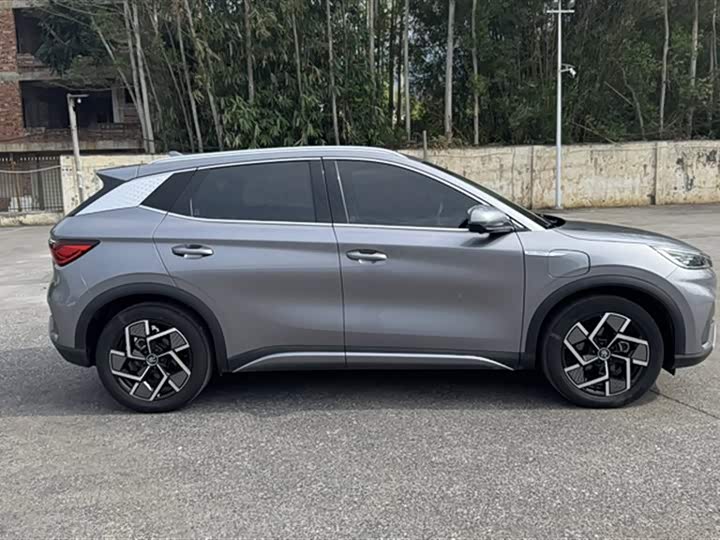 Фото 12 - BYD Yuan Plus