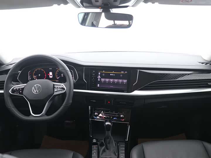 Фото 11 - Volkswagen Passat