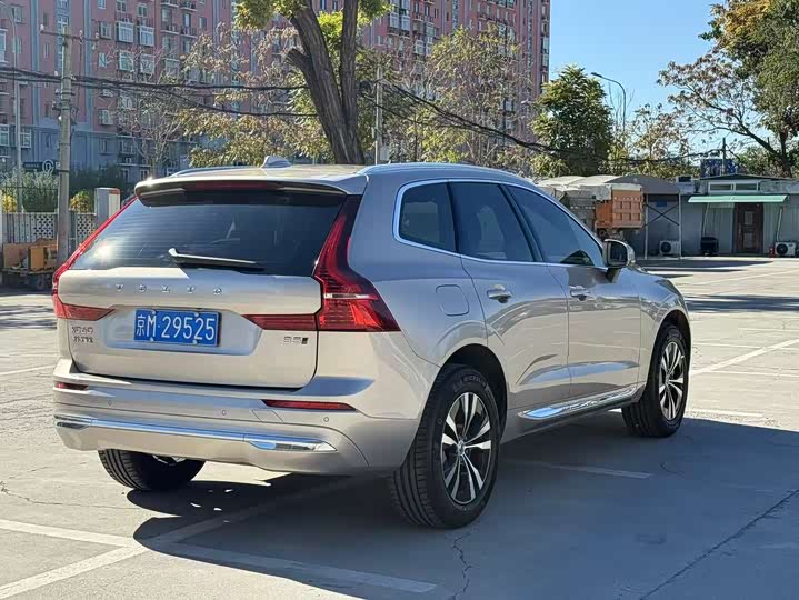Фото 4 - Volvo XC60