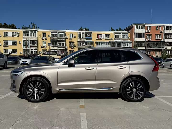 Фото 7 - Volvo XC60