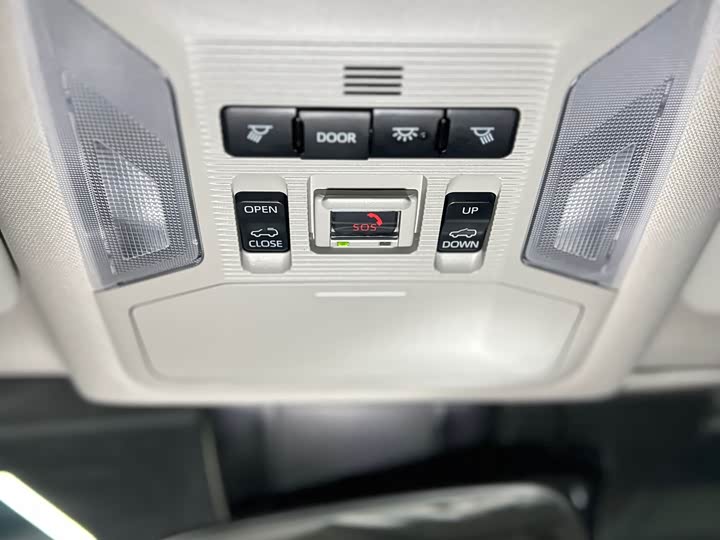 Фото 23 - Toyota RAV4