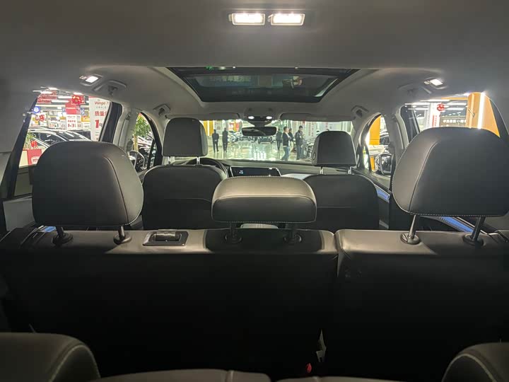 Фото 7 - Volkswagen Talagon