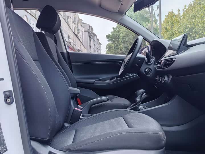 Фото 9 - Hyundai Celesta