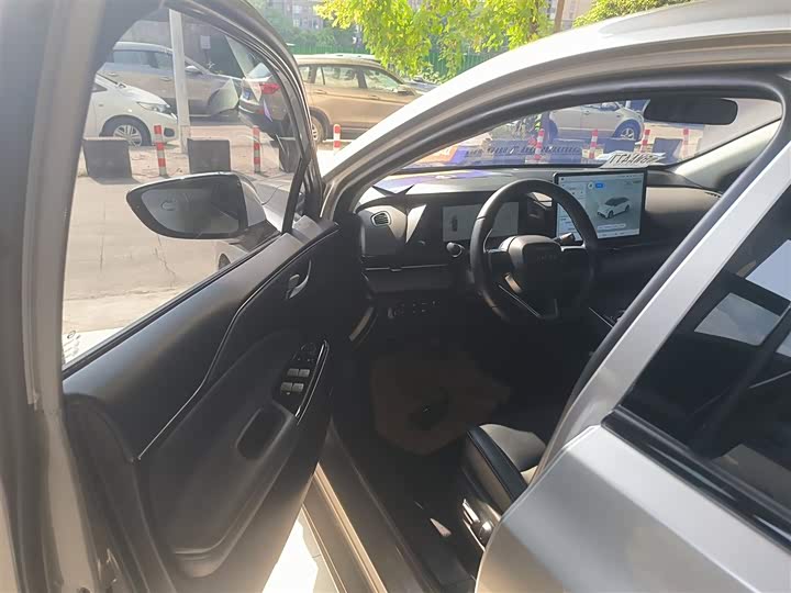 Фото 16 - GAC Aion S Plus