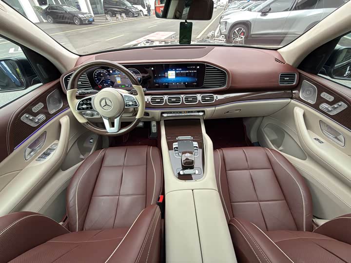 Фото 12 - Mercedes-Benz Maybach GLS