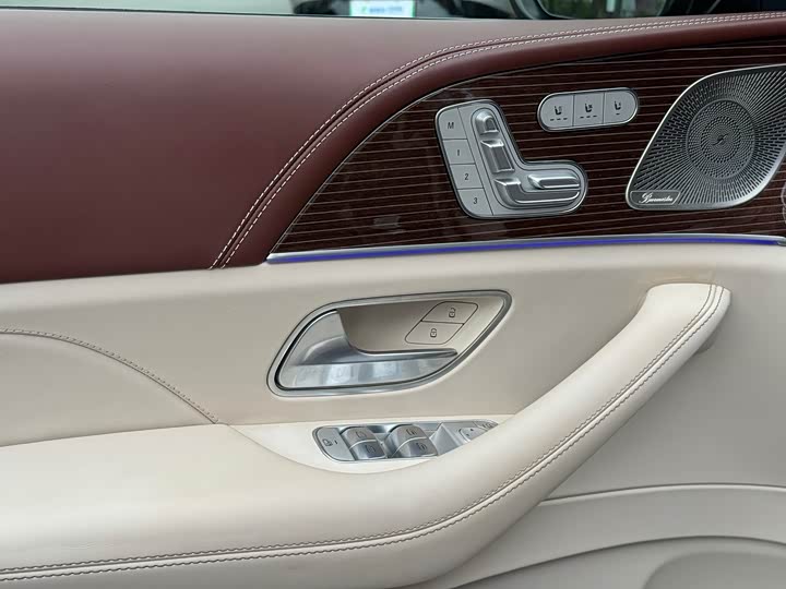 Фото 8 - Mercedes-Benz Maybach GLS