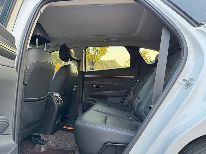 Фото 12 - Hyundai Tucson L