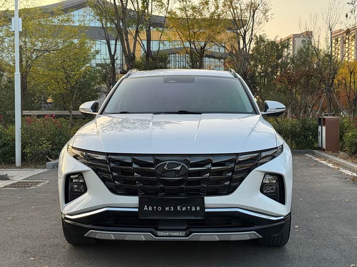 Фото 2 - Hyundai Tucson L