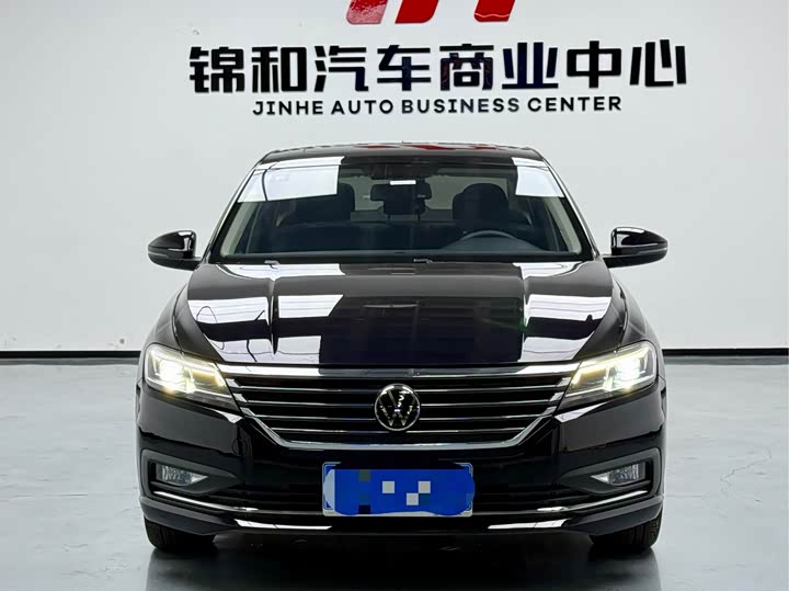 Фото 2 - Volkswagen Lavida