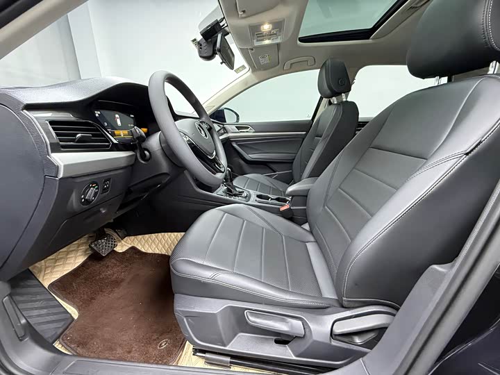 Фото 6 - Volkswagen Lavida