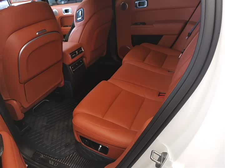 Фото 17 - LiXiang L7