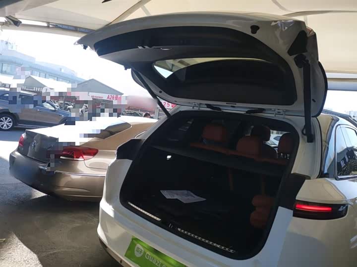 Фото 19 - LiXiang L7