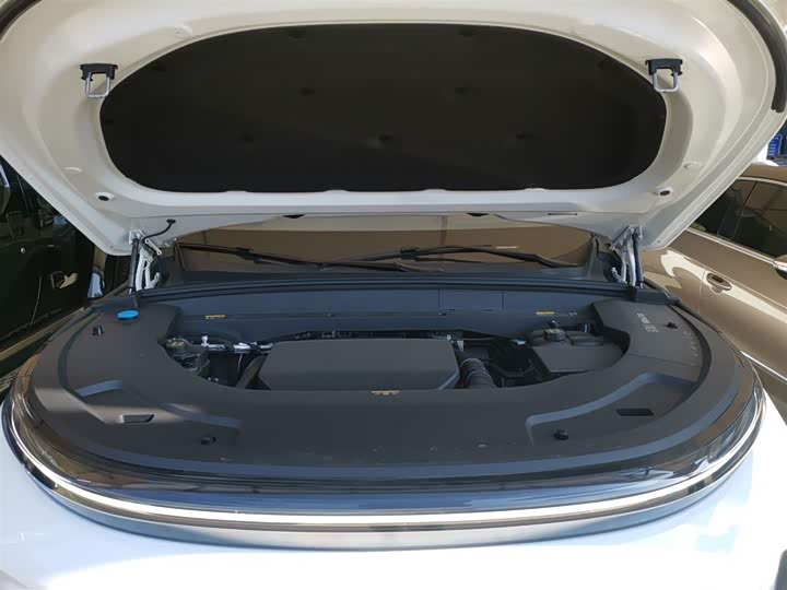 Фото 20 - LiXiang L7