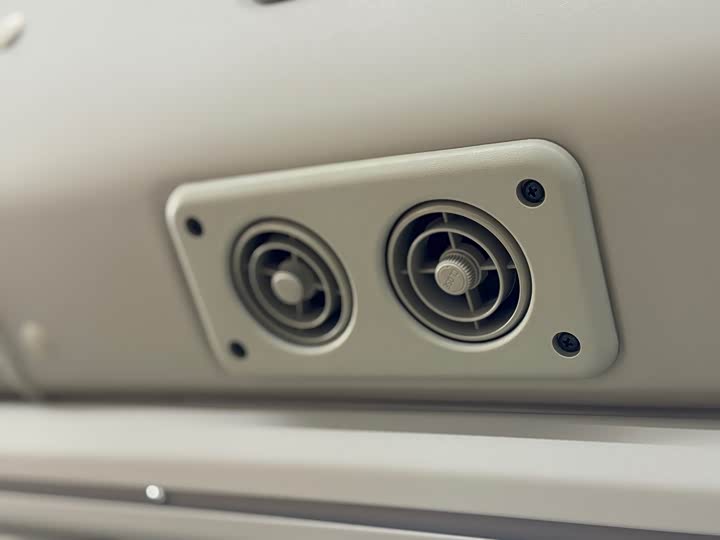 Фото 41 - Toyota Coaster