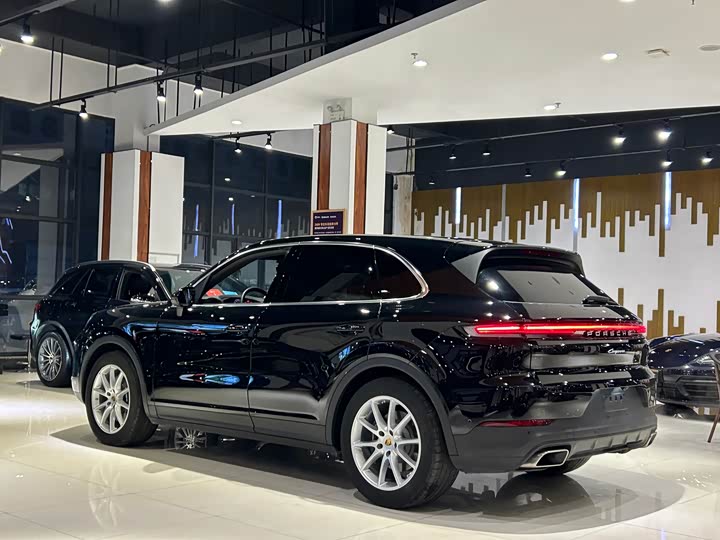 Фото 28 - Porsche Cayenne