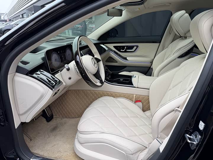 Фото 6 - Mercedes-Benz Maybach S-Class