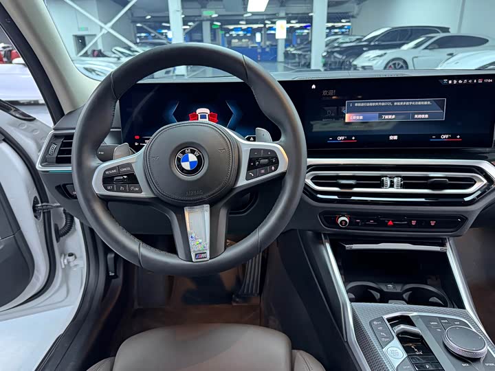 Фото 11 - BMW 3 Series