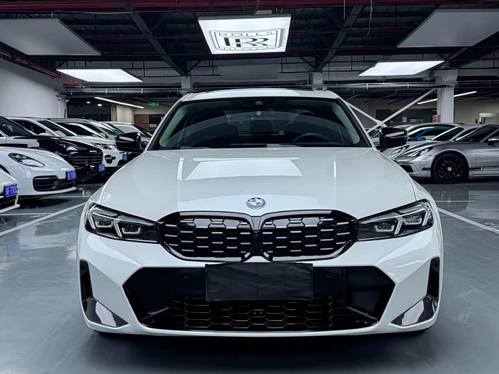 Фото 2 - BMW 3 Series