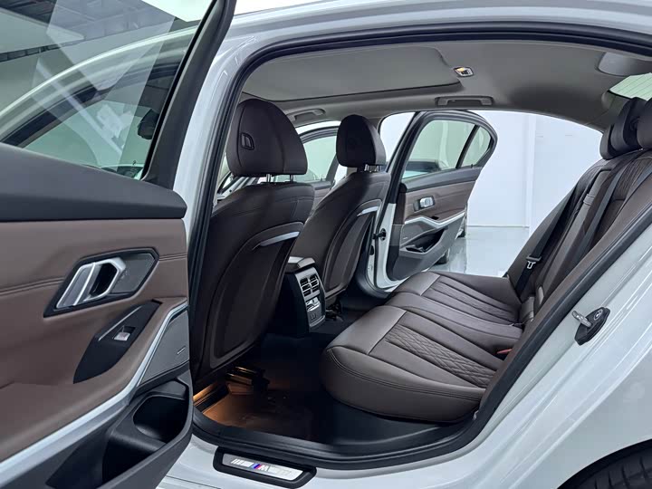 Фото 8 - BMW 3 Series