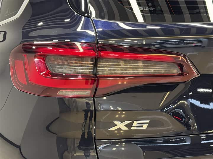 Фото 11 - BMW X5