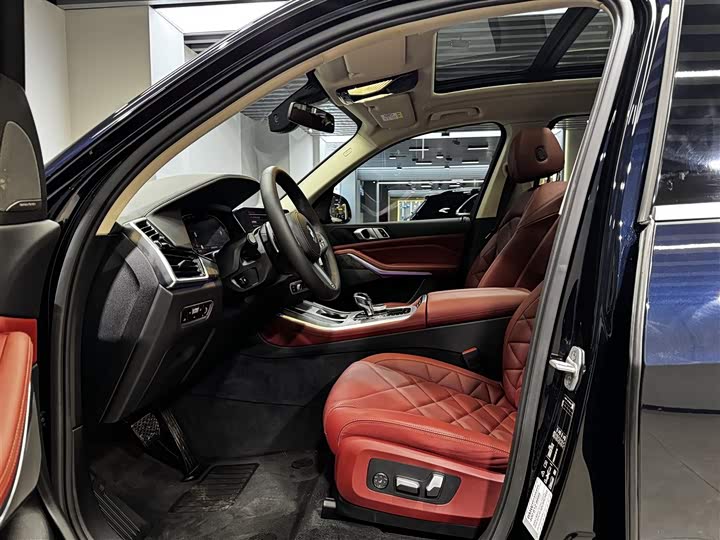 Фото 14 - BMW X5