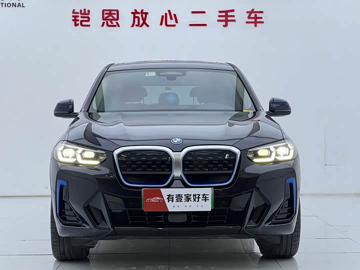 Фото 2 - BMW iX3