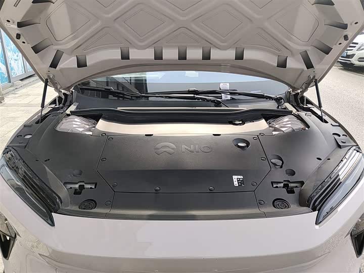Фото 20 - Nio ET5