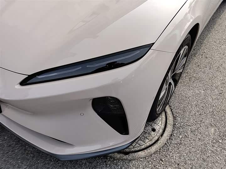 Фото 24 - Nio ET5