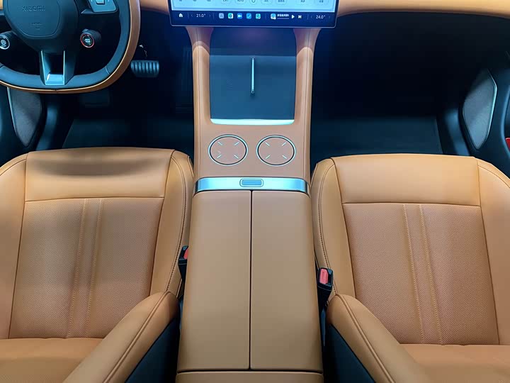 Фото 14 - Xiaomi YU7